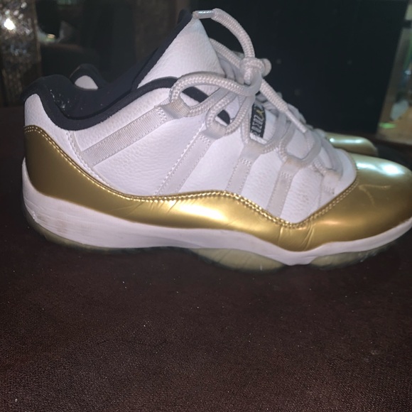 Air Jordan 11 Retro Low  “Closing Ceremony” - Picture 4 of 5